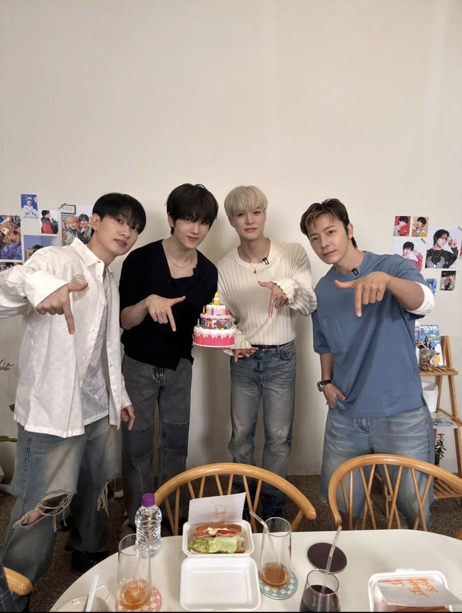 JISUNGSTREAM's tweet image. [HASHTAG EVENT]

Let&apos;s watch and cheer for #JISUNG as he makes his guest appearance on ‘Hey, Come Here 3’ EP.1 🤩

💬 HEY•JI•SUNG•CO•ME•HE•RE
#️⃣ JISUNGonHeyComeHere

⏰ 5:15PM KST
⚠️ Use tags only at the set time

#JISUNG_GoBackToTheFuture
#지성 #チソン #NCTDREAM