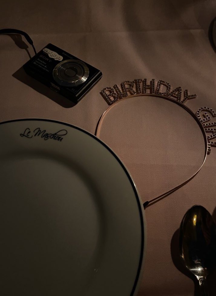 مُنيرة tweet media