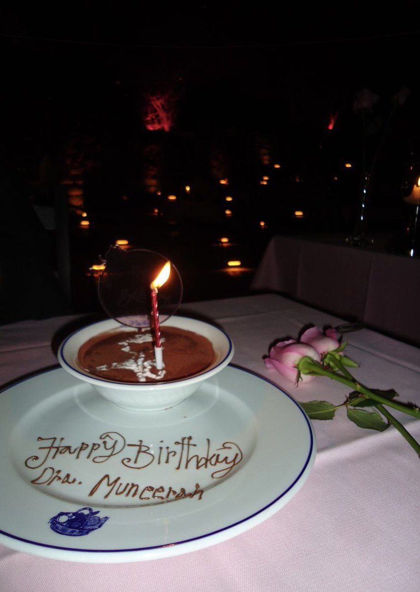 مُنيرة tweet media