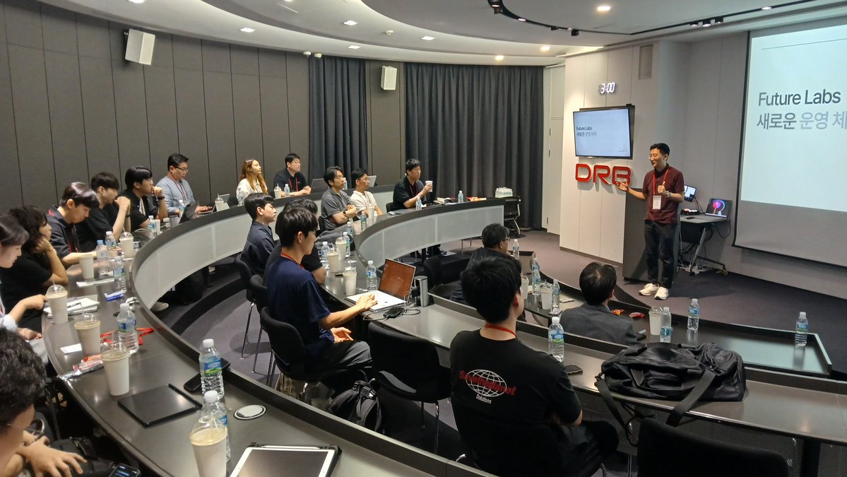 sketchlabkaist's tweet image. On Jul 16, we toured the DRB factory with Prof. Woohun Lee and Prof. Yiyun Kang. Many thanks to DRB for hosting us!