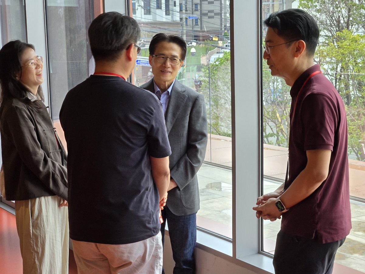 sketchlabkaist's tweet image. On Jul 16, we toured the DRB factory with Prof. Woohun Lee and Prof. Yiyun Kang. Many thanks to DRB for hosting us!