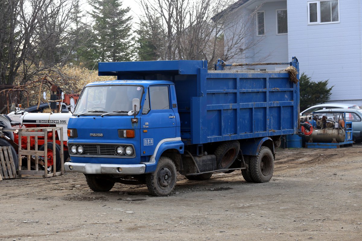 2018年 北海道にて 1977年〜80年頃のマツダタイタン3700のダンプ 