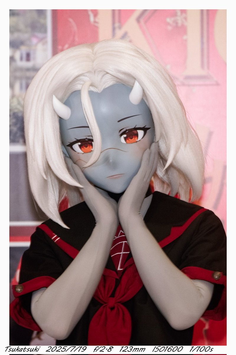 还是一样呆呆QAQ，电玩玩的很开心
角色：泰拉瑞亚至尊女巫，灾厄（没有公式服抱歉！）
📸：@tsukatsukikana
🎭：<a href="/yidianhuanyu/">欢愉</a>
模型：<a href="/momodzmz/">momodzmz</a>
#terraria #calamitymod #CalamityArt