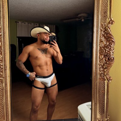 leoGamaxxx's tweet photo. #NuevaFotoDePerfil https://t.co/R5mufv56MN