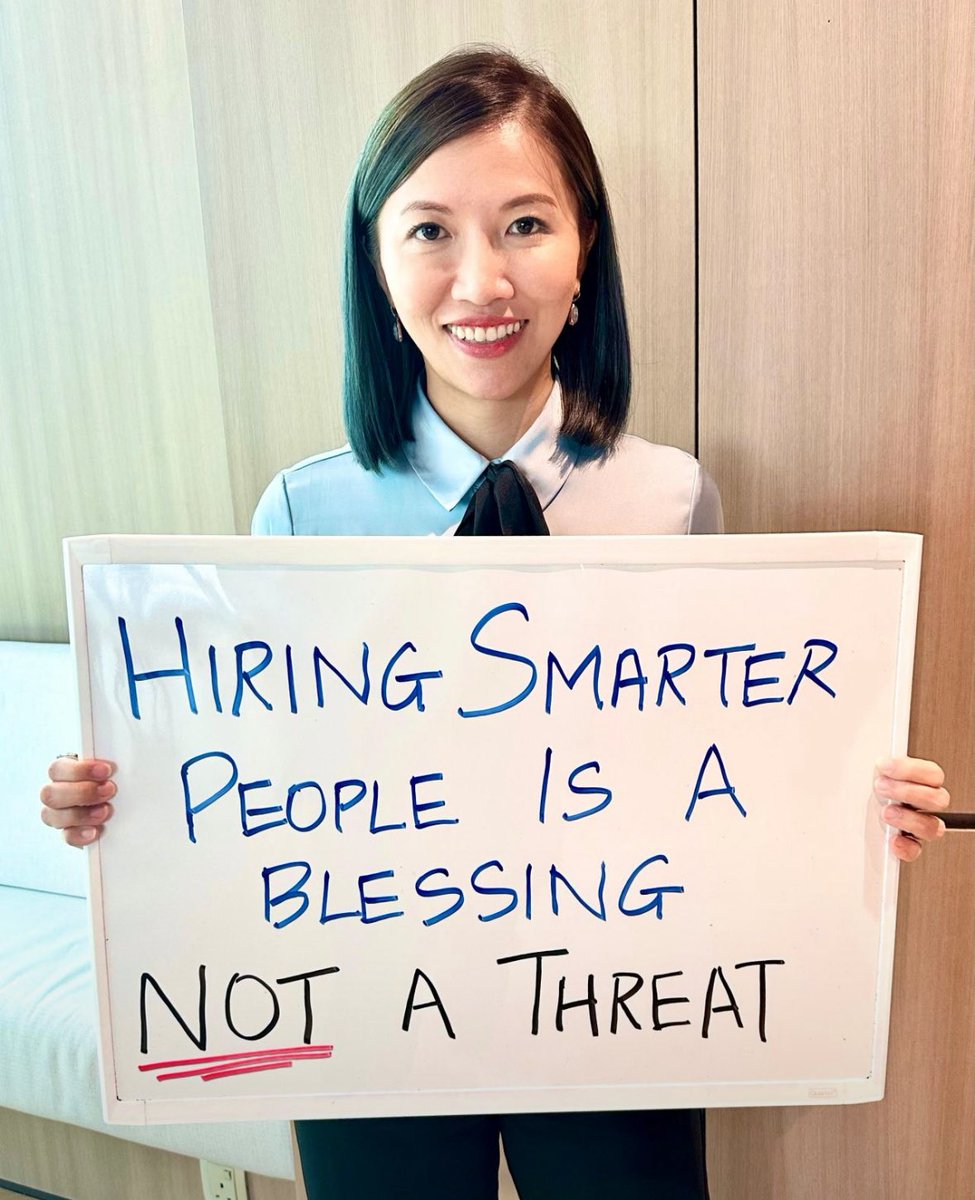 VanessaBNews's tweet image. FACTS from Shulin Lee on LinkedIn:
Insecure leaders fear smart people.
Itโs the insecurity no one talks about:
The need to be the smartest, most capable,
the indispensable one in the room.
But hereโs the truth:
Leaders who're threatened by talent, donโt just fail theirโฆ