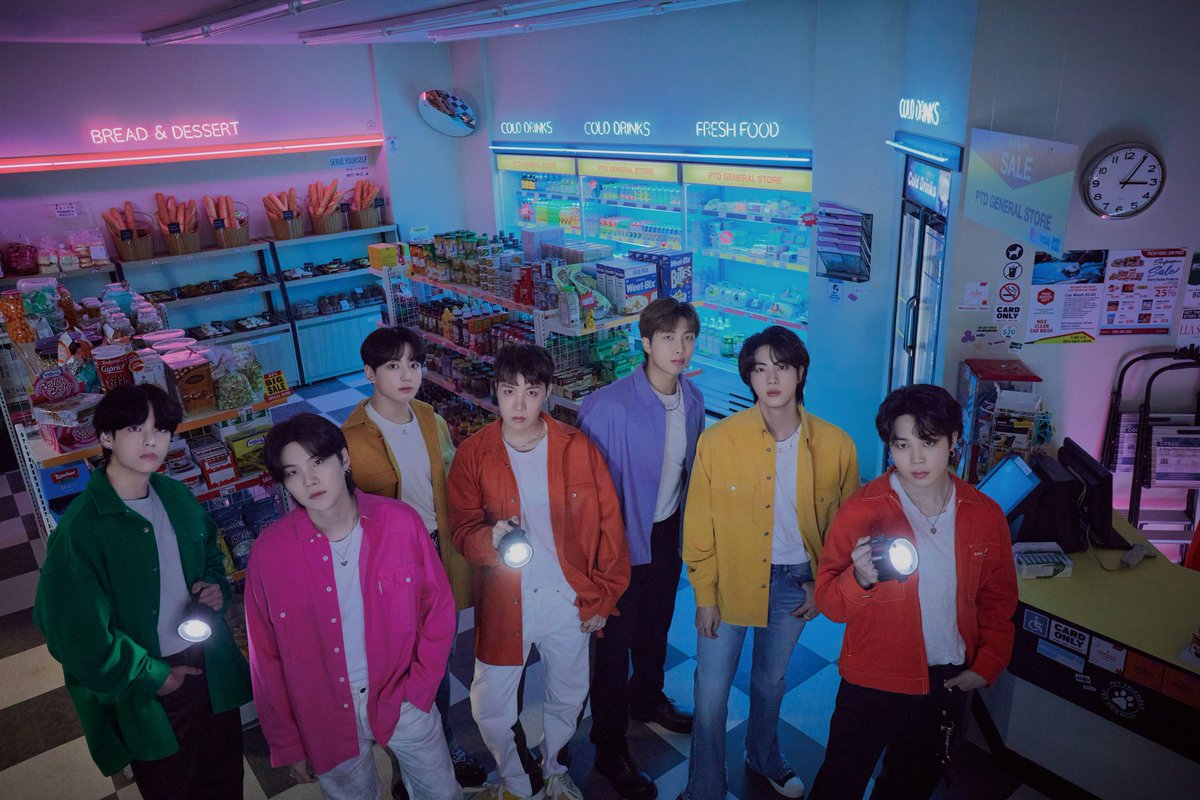 BTS_GerARMY's tweet image. Guten Morgen ARMY 💜
Hoffentlich hattet ihr ein schönes Wochenende! 🌠
Denkt daran PTD Live On Stage weiterhin zu streamen und auch auf Itunes zu kaufen, um BTS weit nach oben in die Charts zu bringen! 👀🔥
Nutzt dazu auch gerne unsere Playlist 👇🏼
🔗open.spotify.com/playlist/5gsXj…