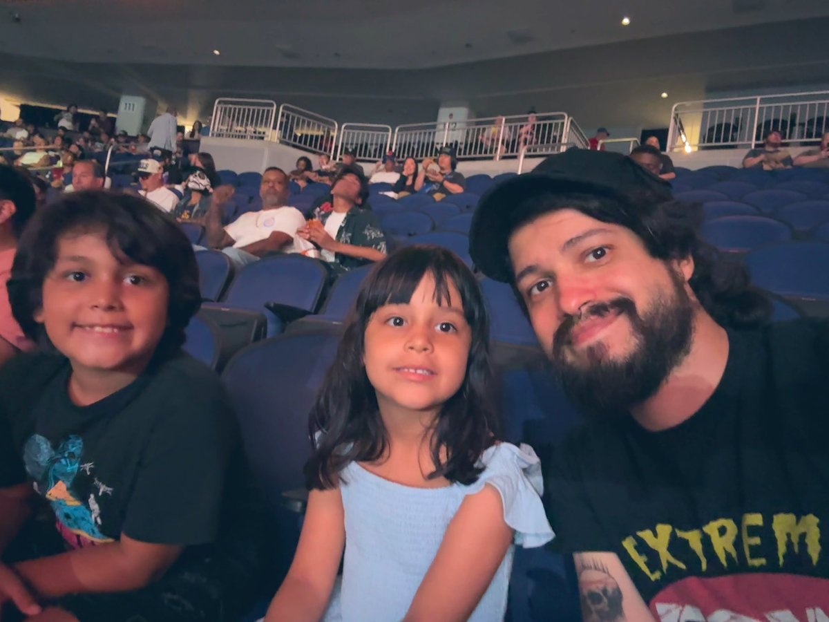 MattBinder's tweet image. my 6 y.o. daughter joined me and her brother to attend her first live pro wrestling event at TNA Slammiversary tonight so she could see her favorite wrestler @JoeHendry