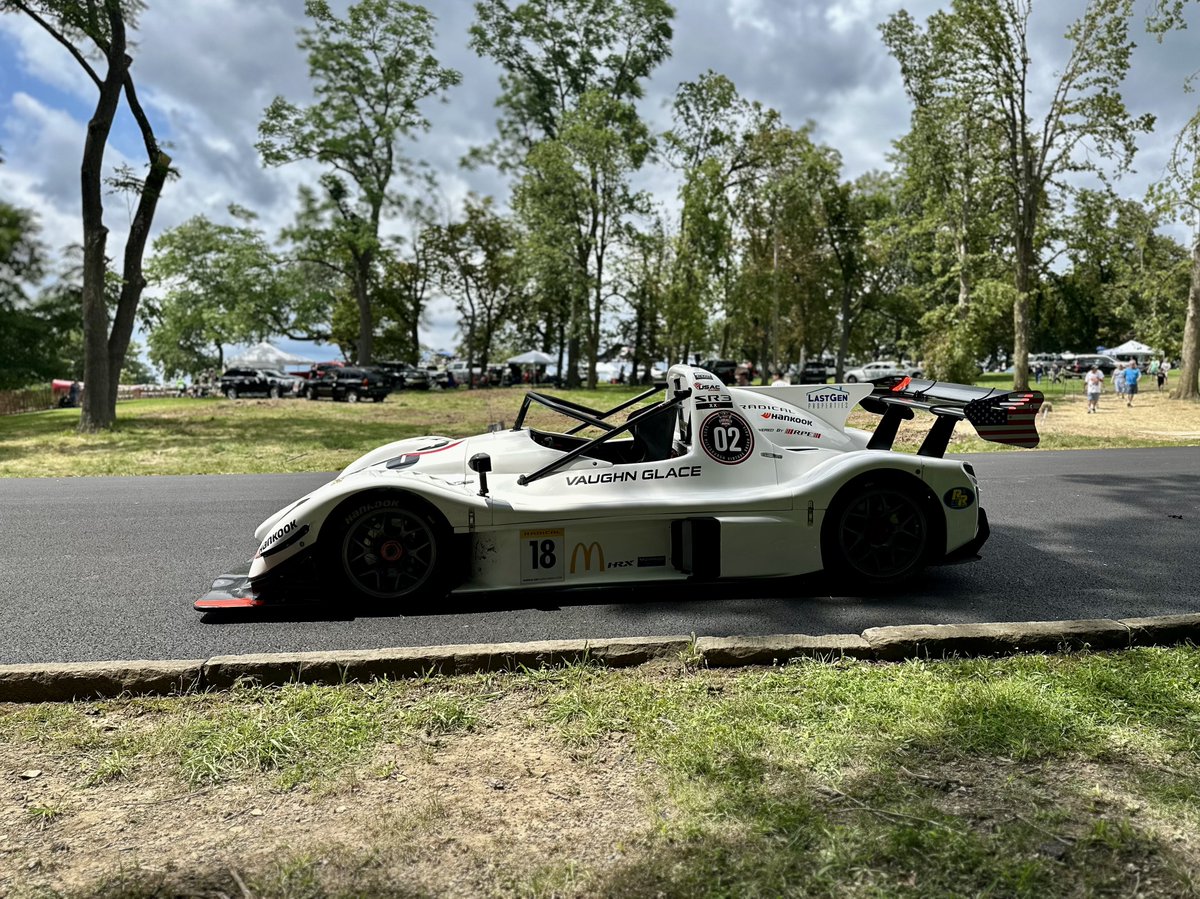 cheyrassic's tweet image. Pittsburgh Vintage Grand Prix 🏎️🏁

watched a few of our friends race and my SQ5 was in the Audi show