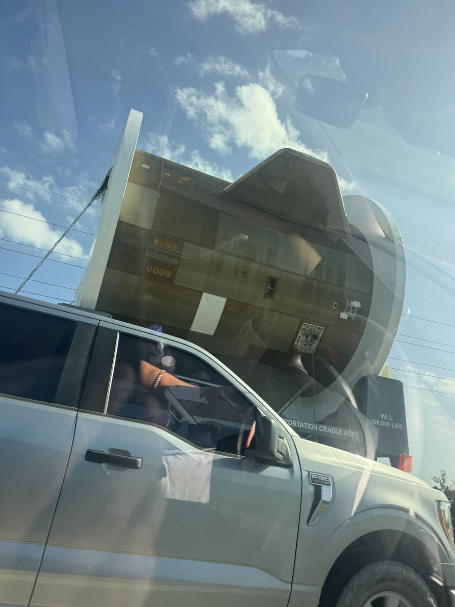 FullSender321's tweet image. .@blueorigin taking what I assume to be their interstage for a Sunday drive lol