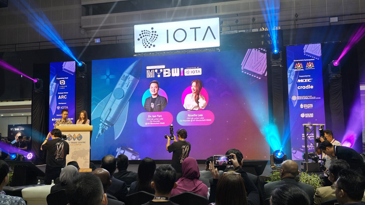 alexkuan's tweet photo. Official Launch of #MYBW2025 by YB Tuan Chang Lih Kang, Minister of Science, Technology and Innovation.

#Crypto #MalaysiaBlockchainWeek #Innovation #AI #MYBW2025 https://t.co/SJEvBduWjE