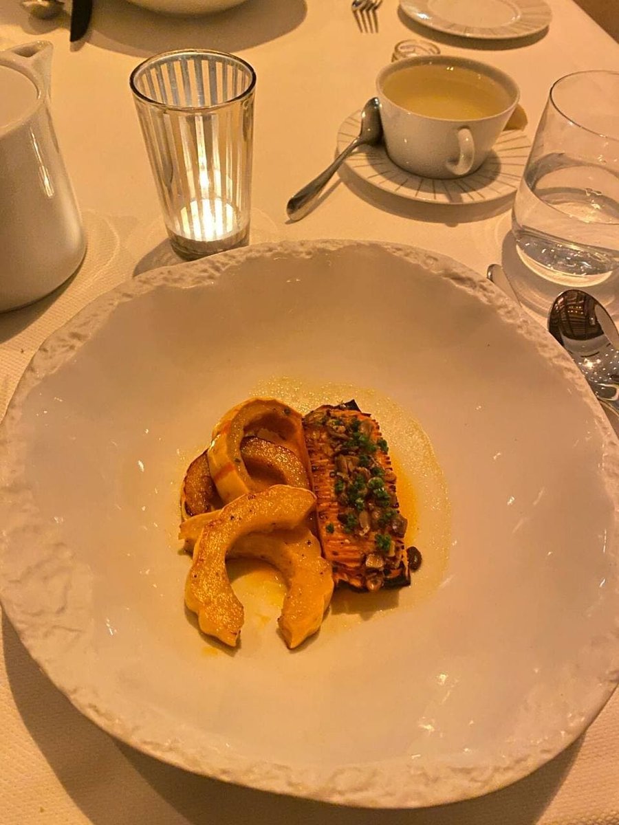 AlinaMax36's tweet image. Well, the weekend flew by! Back to the grind tomorrow. #GoodbyeWeekend