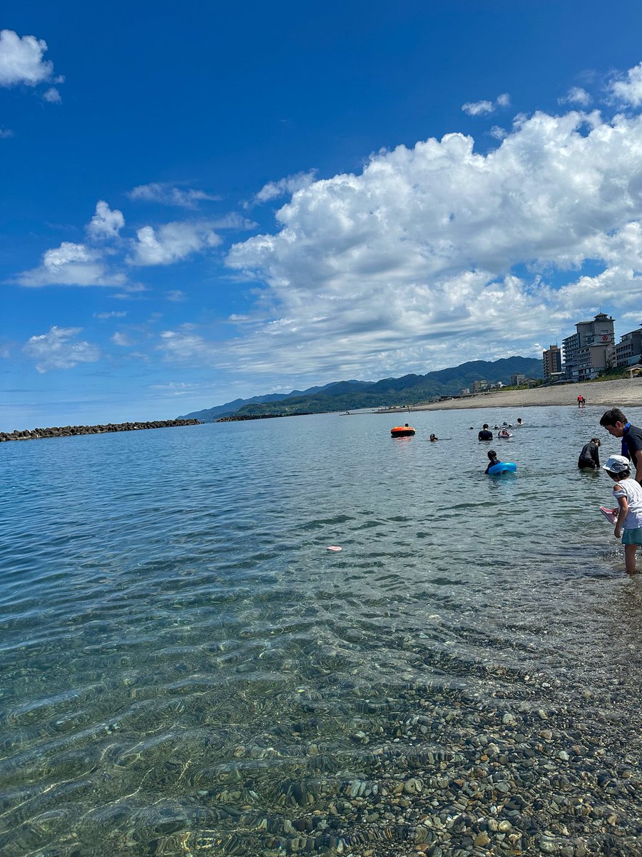 FAL_ReCODE's tweet image. 海の日なので子供と新潟の海に来てます🌊
#海の日