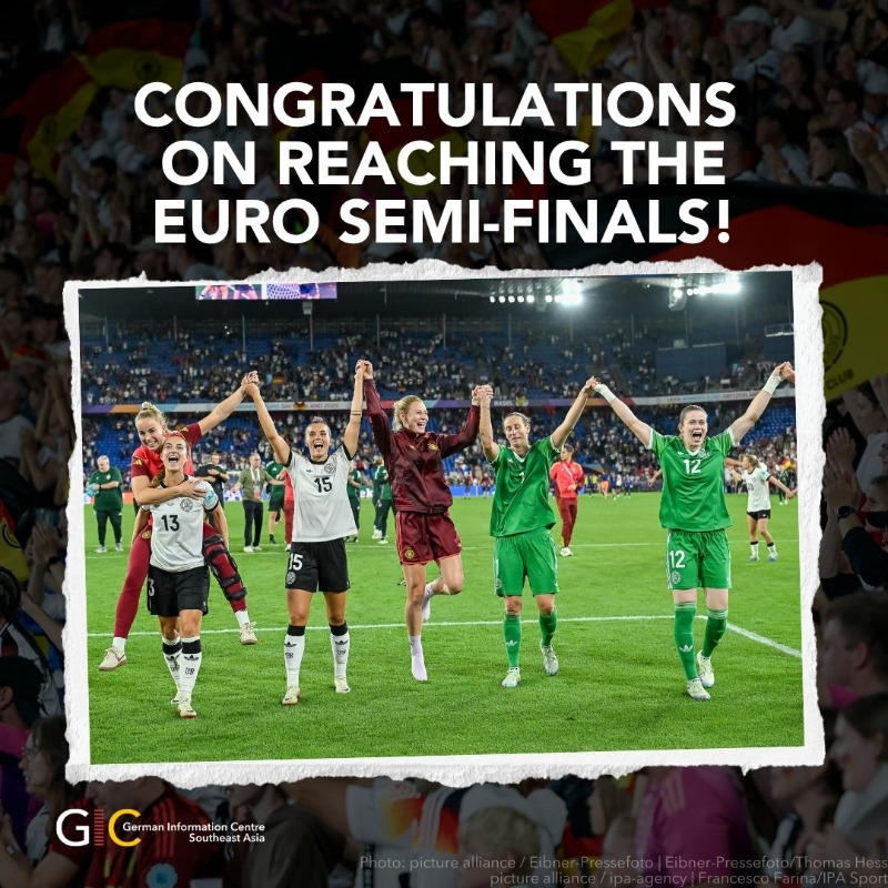 GermanyInSEAsia's tweet image. Say it louder for the people at the back! 🇩🇪 women football team @DFB_Frauen has entered the #WEURO2025 semi-finals! 🖤❤️💛
On 23 July, the 8-time German champions will face world champions Spain in the next clash of the titans.
❤️🔥 Let’s go #Germany!!! #frager