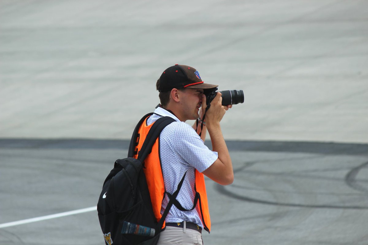 declan_wayman's tweet image. What a weekend at Dover! Thanks to the guys at @ThePodiumFinish and @RobTiongson for letting me cover another home race this season! Catch you all in Thunder Valley in September at Bristol!!
#NASCAR #ThePodiumFinish