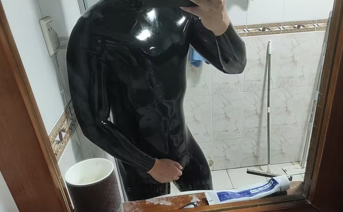 彳亍日生 tweet media