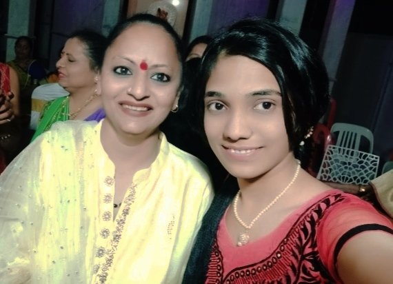 SonalKale19's tweet photo. #To My Yashoda Maa,
world's bestest politician,Supporter, Councillor, mentors, speaker &amp; Mother😎😘😍❤️
तेरे प्यार की चाहत पर नाज हैं मुझे...
तेरी हर एक बात पर ऐतबार हैं मुझे..
रहे मुस्कुराहट हमेशा तेरे चेहरे पर..
क्योकी तेरी मुस्कुरहट से प्यार हैं मुझे.
कितने तारे हैं अस्मान मै https://t.co/9n7oY7ms9U