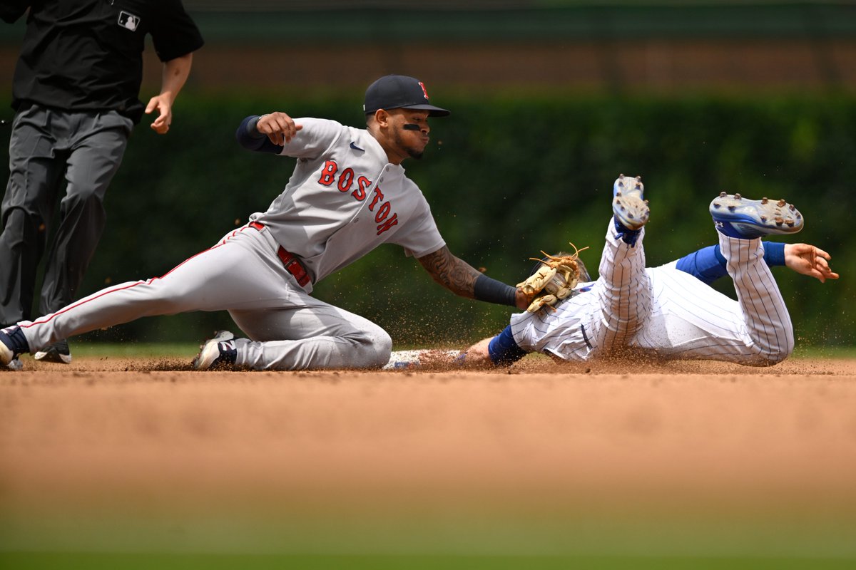 GNSportsTV's tweet image. No Sunday fun day for the #Cubs, #WhiteSox break out the brooms in Pittsburgh, another major win for Scottie Scheffler, Brian Urlacher talks #Bears as Caleb Williams and company get ready for training camp
@paytonsun & @KRoseSharkey coming up after @WGNNews