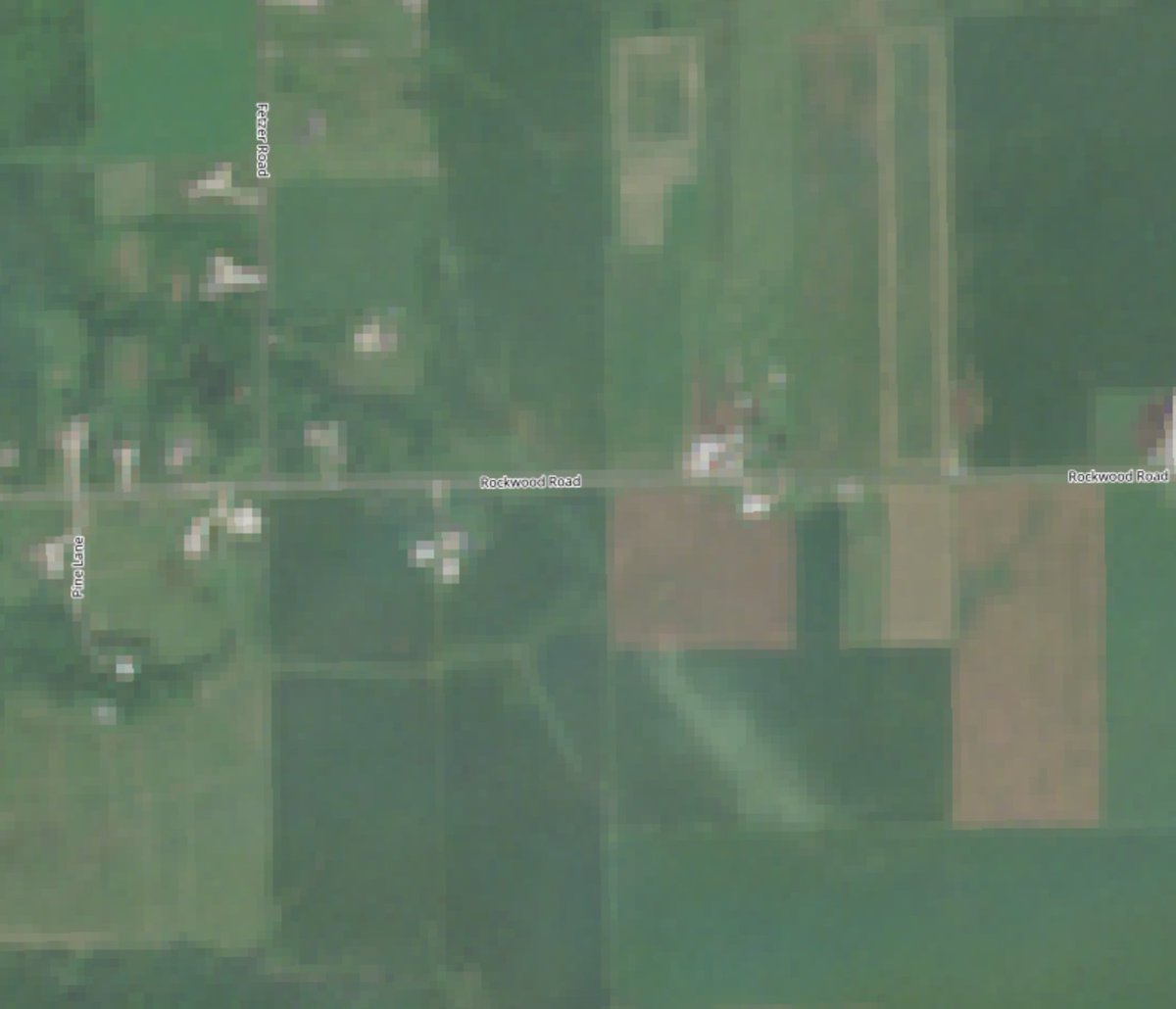LoganFrey8's tweet image. Yesterday's tornado path NW of Manitowoc clear on sentinel. NWS has confirmed a tornado, and should have a rating (most likely EF0) soon.