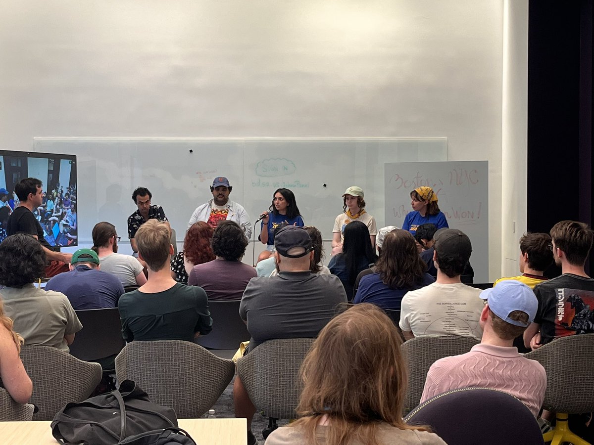 lentil_enjoyer's tweet image. Thank you @Boston_DSA for hosting this panel on the Zohran win last night! Unbelievably moving that nearly 50 people chose to spend 3 hours in conversation with us. This kind of hunger for change is how a million Zohrans bloom!