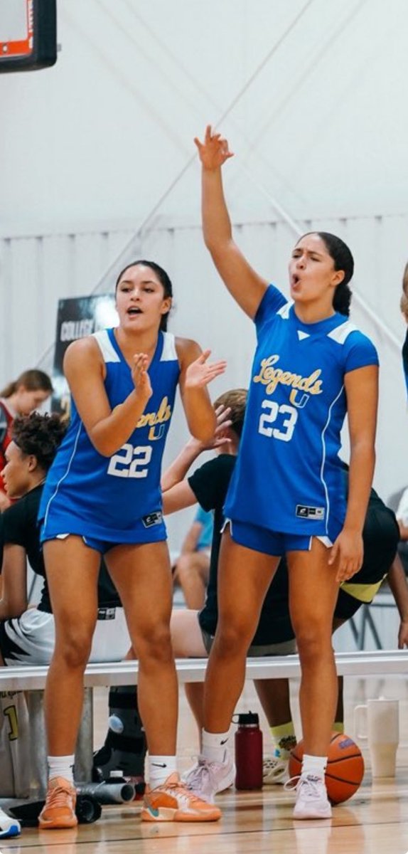 Play hard, cheer harder‼️
Laila and Lauren bringing that sideline spark 🔥 
<a href="/Legends_Bball/">Legends U Basketball</a> 
<a href="/LailaBrenneman/">Laila Brenneman</a> 
<a href="/LaurenBren97720/">Lauren Brenneman</a> 
<a href="/BrennamenTwins/">BrennemanTwins</a> 
#BTA 🔵🌕
