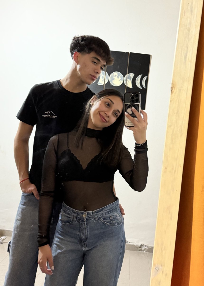 me niego a sentir otro amor que no sea el tuyo 💘