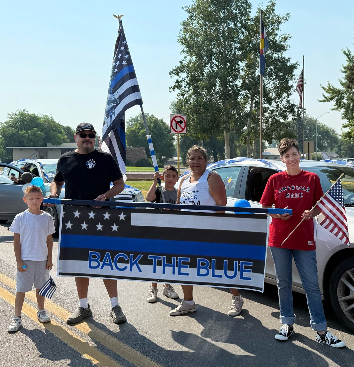HopeSchepp's tweet image. Hope on the Road
The campaign trail continues to shine a light on the real concerns facing our district. Each day brings new conversations, deeper understanding, and a stronger resolve.
🇺🇸Monday – Worked the phones, connecting with voters and listening to the issues that matter…