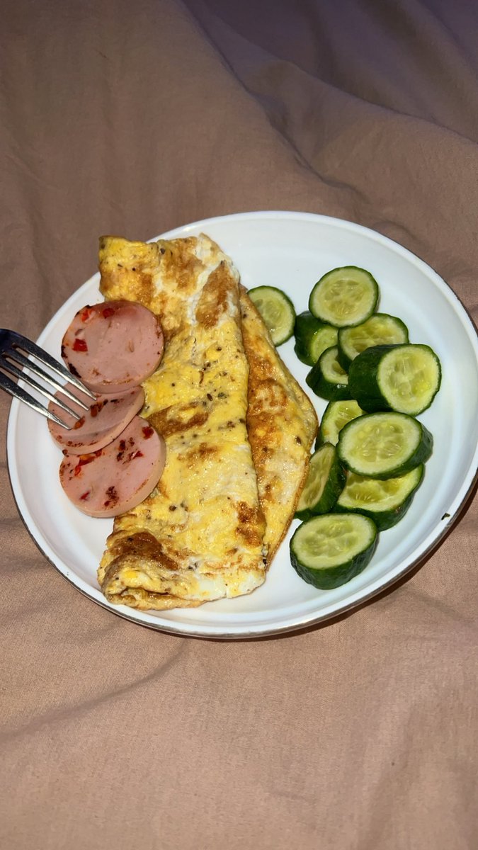 👍😾☕️🧊📿⌚️🏃🏽‍♂️🏋🏽‍♂️🥒🍳🥓.