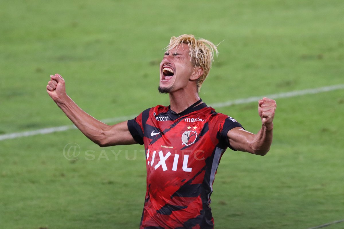 sayutchfc's tweet photo. 【2025.7.20鹿島vs柏】
こんなキラッキラ✨✨✨な表情が見たかったんだ🥹
最高だよ😭😭😭
#鹿島アントラーズ #antlers #鈴木優磨 https://t.co/tpcFV416cj