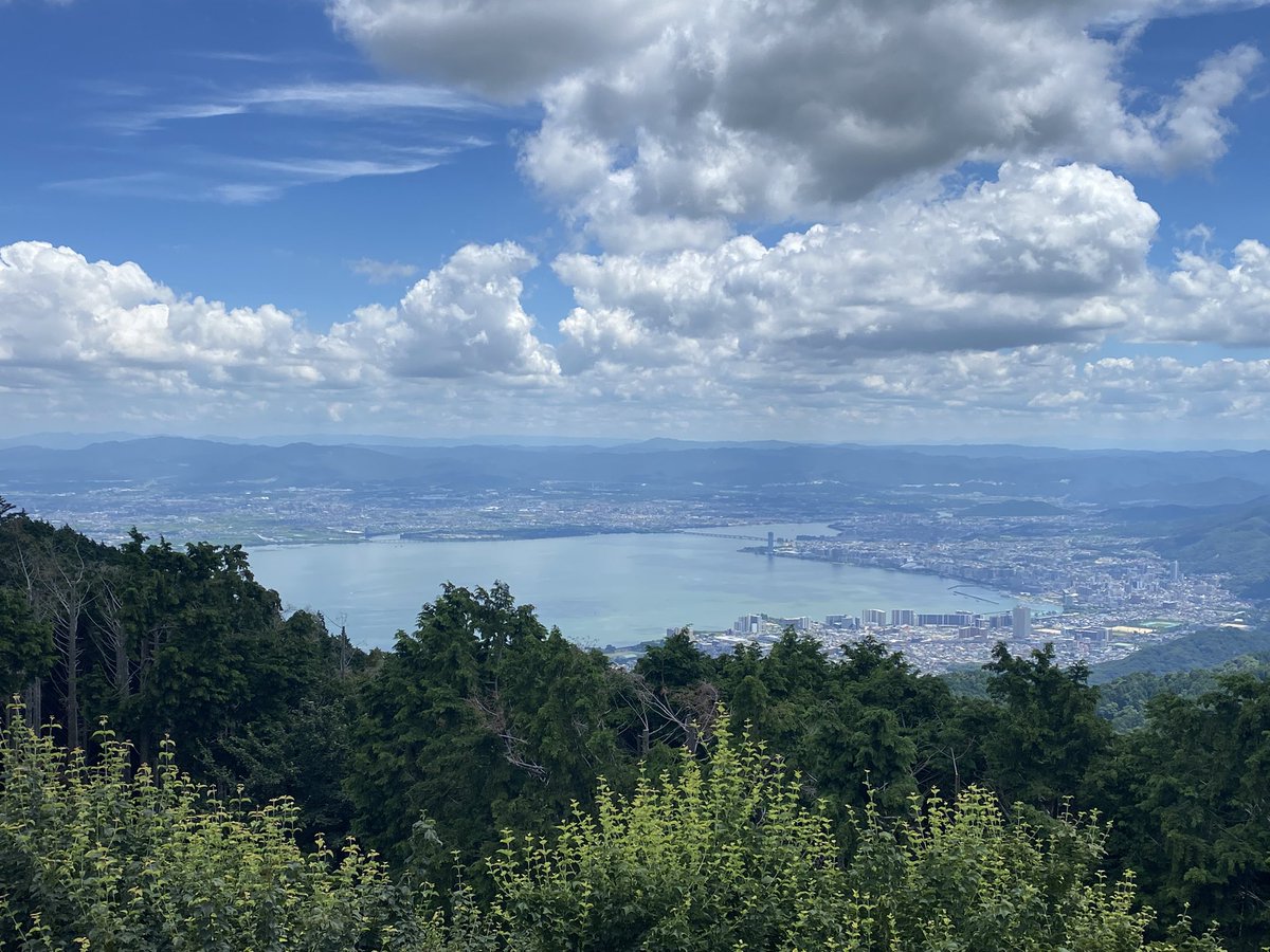 xyz_umikaze's tweet image. 比叡山なぅ
地上より少し涼しいぞ✨
のんのんさん家の確率30%？