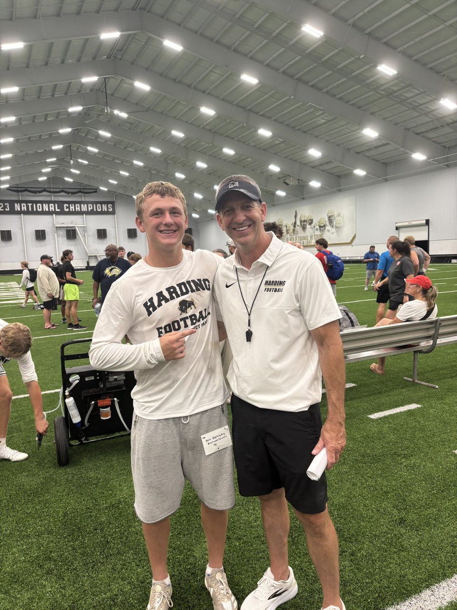 Zachary Czerlinsky tweet media