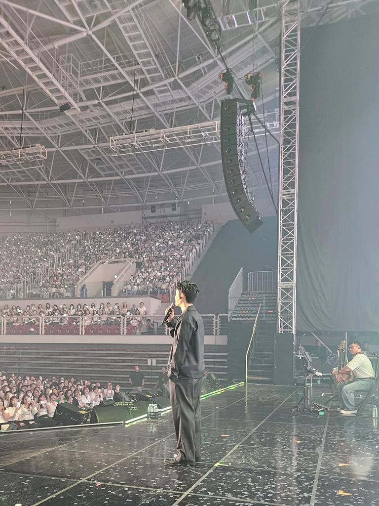 yippie yai yo | 도경수 tweet media