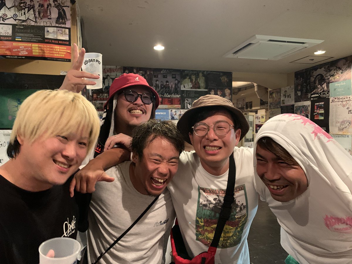 KdbYama's tweet photo. バカにならNight
横くんお疲れした！！
久しぶりにライブ観れた連中もいっぱいいて良い夜であったぞ！！ https://t.co/zo59YaEsTb