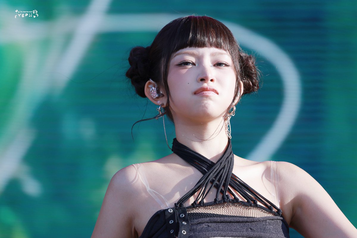 250720

#IVE #아이브 
#REI #레이 #レイ