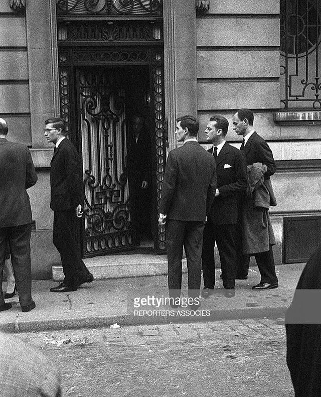rogue's tweet image. Yves Saint Laurent attending the funeral of his mentor, Christian Dior (1957)