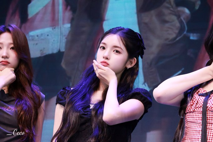 GwWmLl_bQAEzrk7?format=jpg&name=small