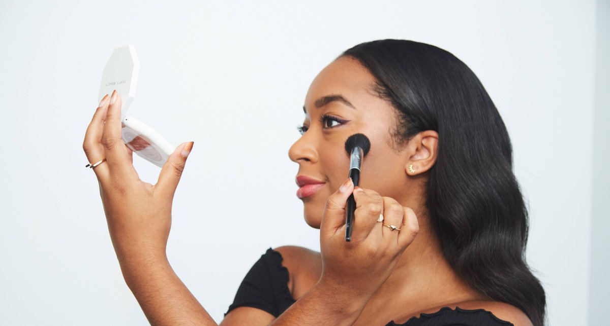 refreshskin88's tweet photo. What Are the Best Fenty Beauty Highlighters? | PS Beauty - POPSUGAR - https://t.co/VIOcllJxdt ##skincare#Skincareroutine#beauty#skin#skincaretips#Skincareproducts #celebrity #Makeup #trends https://t.co/fjp8RffIew