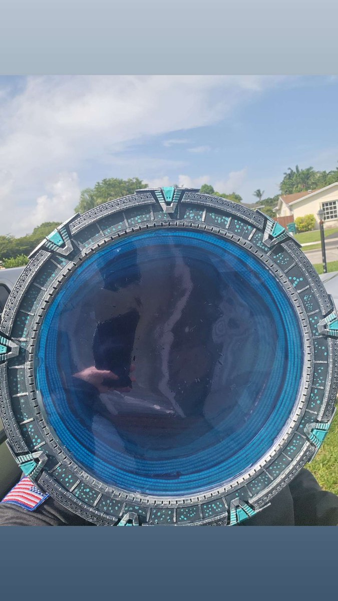 SennaLunaTweet's tweet image. Cosplaying a Stargate was probably the coolest thing I've done this year.
Already brainstorming ways to improve this cosplay for next time!
