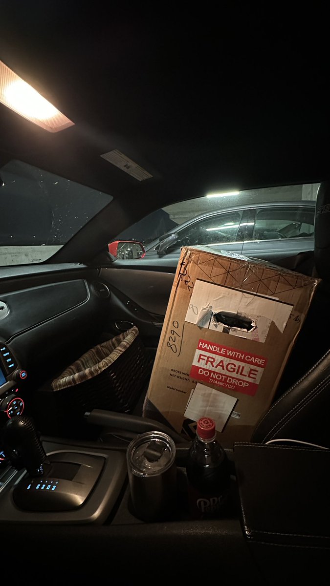 ReservedComic19's tweet image. Moving👀