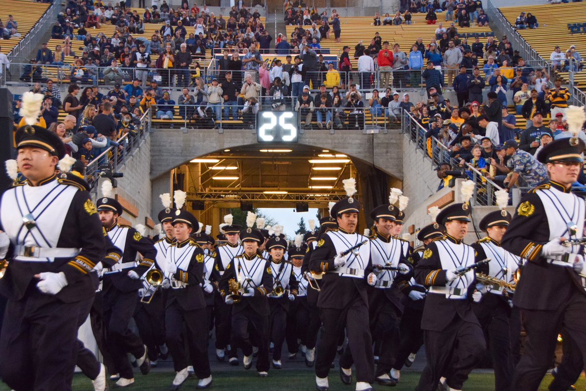 CalBand's tweet image. THREE more hours to submit an audition to join us this Fall!!
#GoBears 🐻