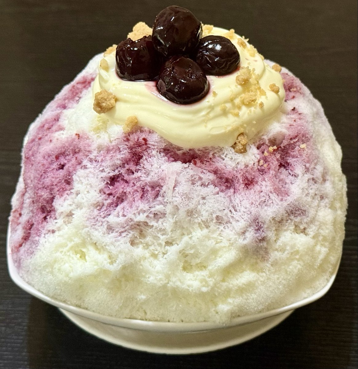 kakigorar's tweet image. 【氷法師人】
@東京-練馬駅から徒歩15分

アメリカンチェリーチーズタルト
かき揚げ（桜エビ・コーン等）
スパイスミルクとMIXナッツ