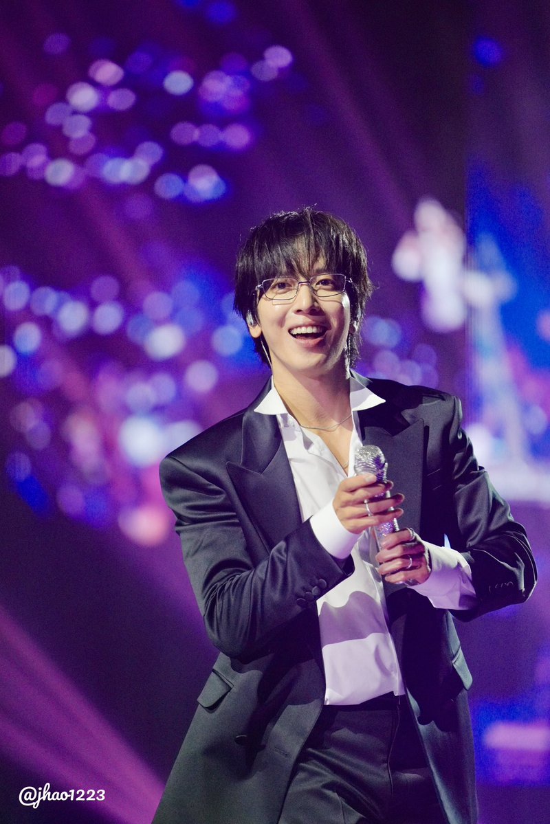 jhao1223's tweet image. 20250720
Director’s Cut
Day 3 in black suit
#정용화 
#jungyonghwa