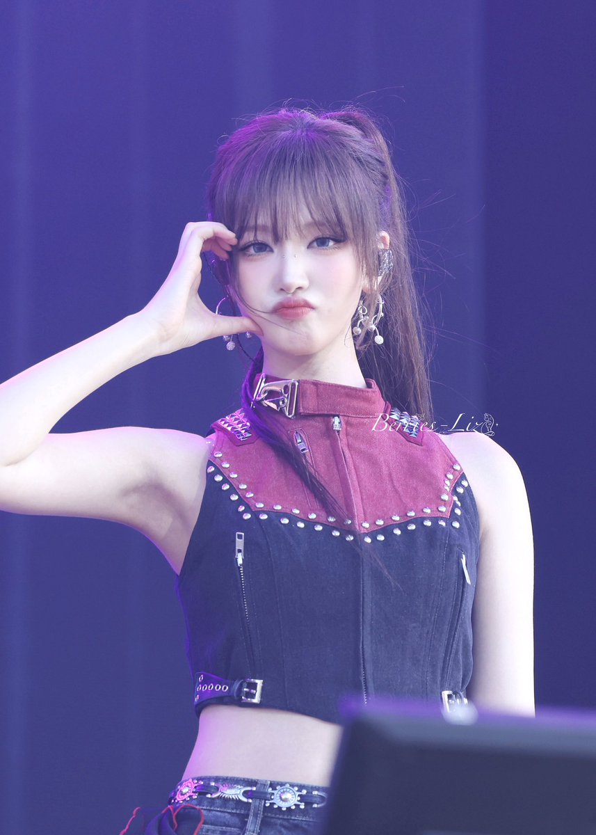 🫐250720
💃  Paris Lollapalooza

 #리즈 #아이브 #LIZ #IVE #アイヴ #リズ