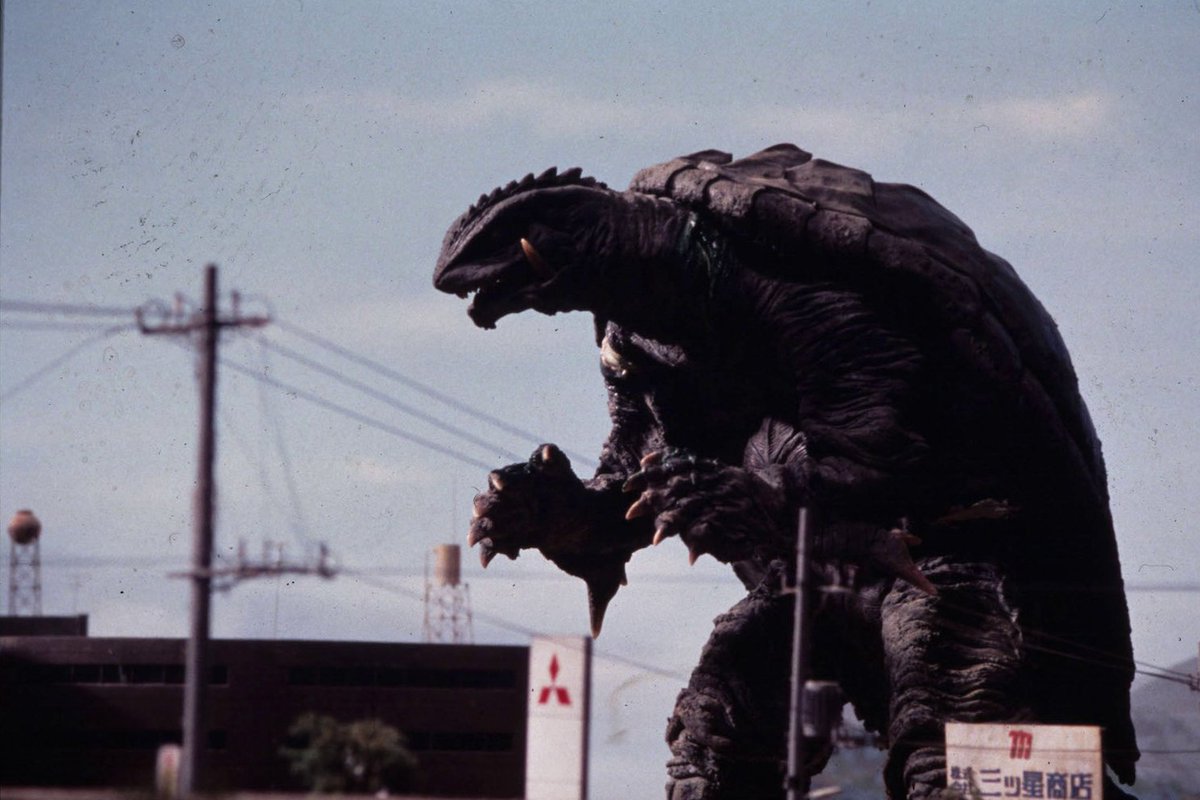 penpen_iii's tweet image. '60s Gamera: Faster than Godzilla to fully embrace kids and wackiness. Before Godzilla: Gamera bled, fought more eccentric foes, and had films with kids in lead roles.
'90s Gamera: Embraced adults and realism. Offered better SPFX. Favored original enemies over legacy characters.