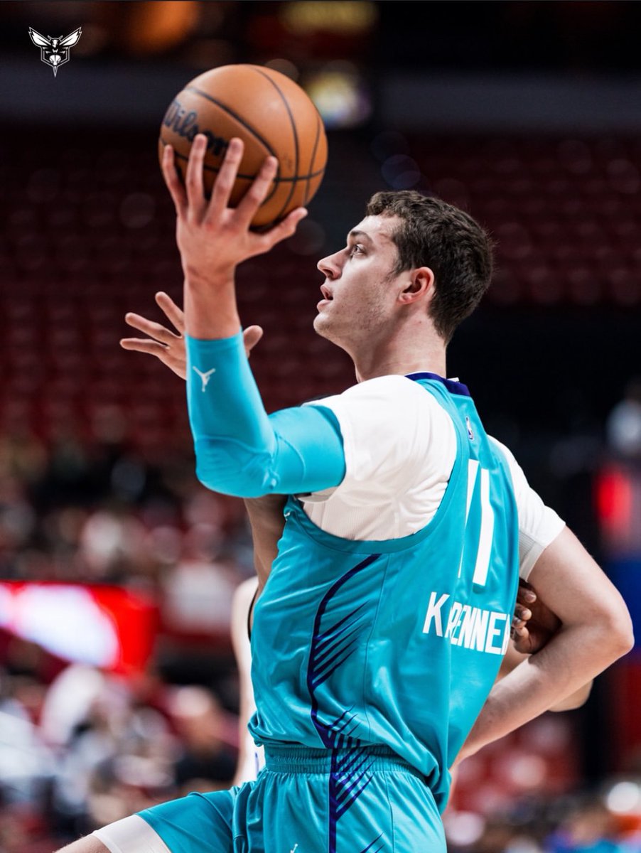 CreighTakes's tweet image. Ryan Kalkbrenner and the Charlotte Hornets win the 2025 NBA Summer League🔥
In the Championship he had 15 pts (5-6 FG), 9 Rebs, 1 block.
Big Kalk started every game for the Hornets. Dude is a winner wherever he goes.
He is expected to battle for starting minutes this year.