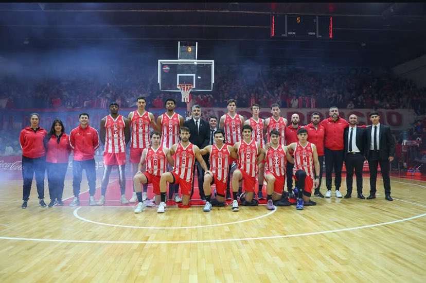 LucasVictorian8's tweet image. Orgulloso de ustedes!!
Gracias por trabajar, por luchar y soñar juntos!! 
Son enormes!!