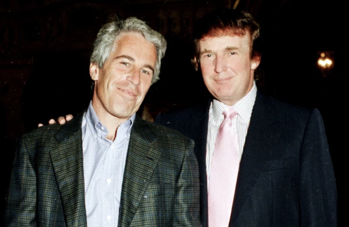 JonWiener1's tweet image. MAGA has accepted every one of Trump's lies, until the Jeffrey Epstein files—what makes this one different? @HaroldMeyerson @TheProspect explains – on 'Living in the USA' @KPFK bit.ly/4lCEqPV