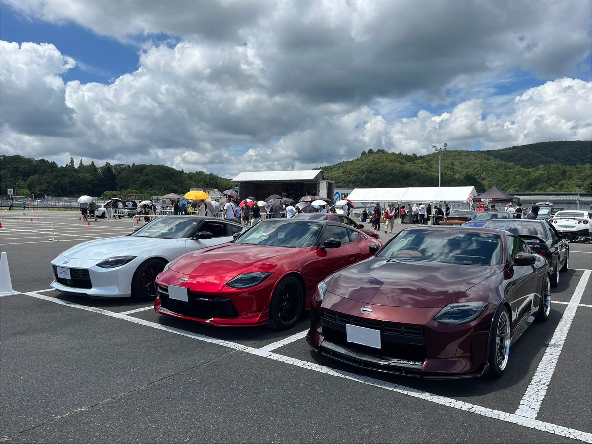 momo55works's tweet photo. SPEED FESTIVAL2025 in岡山国際サーキット
に来ています!クラブミーティングエリアではRZ34OCとして、また走行会でもOCメンバーが快走しています😊
レーシングカーを見るのもいい刺激になりますね🥰
#SPEEDFESTIVAL
#岡山国際サーキット
#RZ34
#RZ34OWNERSCLUB https://t.co/HmElruBptP
