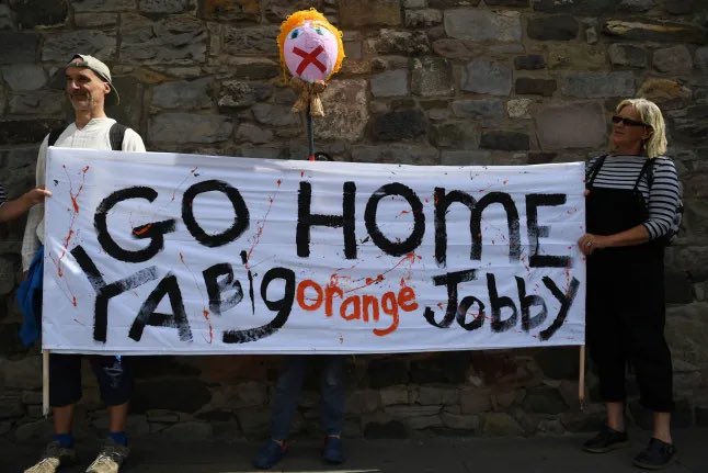 Stornoway_Cove's tweet image. Word of the Day: JOBBY
Meaning: A child-friendly term used in Scotland for ‘excrement’ or ‘poo’
This week, Scotland is getting ready to welcome the Orange Jobby, and he’s not going to like it…