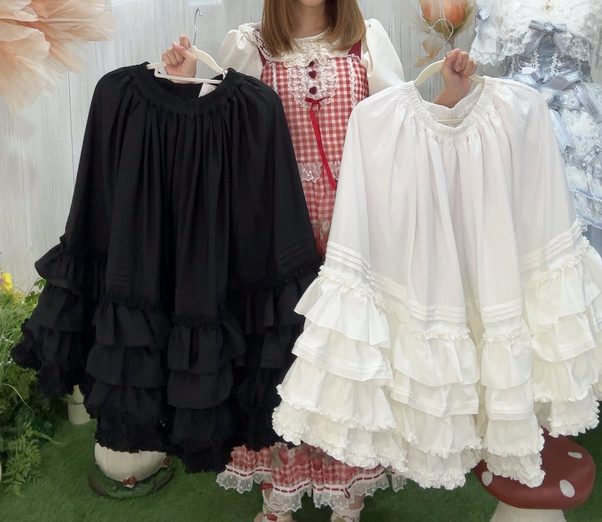 Epetice_info's tweet image. 本日も13:00-17:00店内セール実施中です🌻
桔梗マルチカラーアンダースカート【Little Dipper】
こちらも店頭にございますので実物ご覧頂けます💕