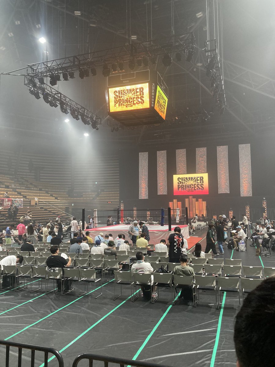 CrypticShadow8's tweet photo. I finally made it to #tjpw! I’m so excited to see @uug_p_miu in action. I’ve been waiting for years. Let’s go! https://t.co/x8HD3dapqg
